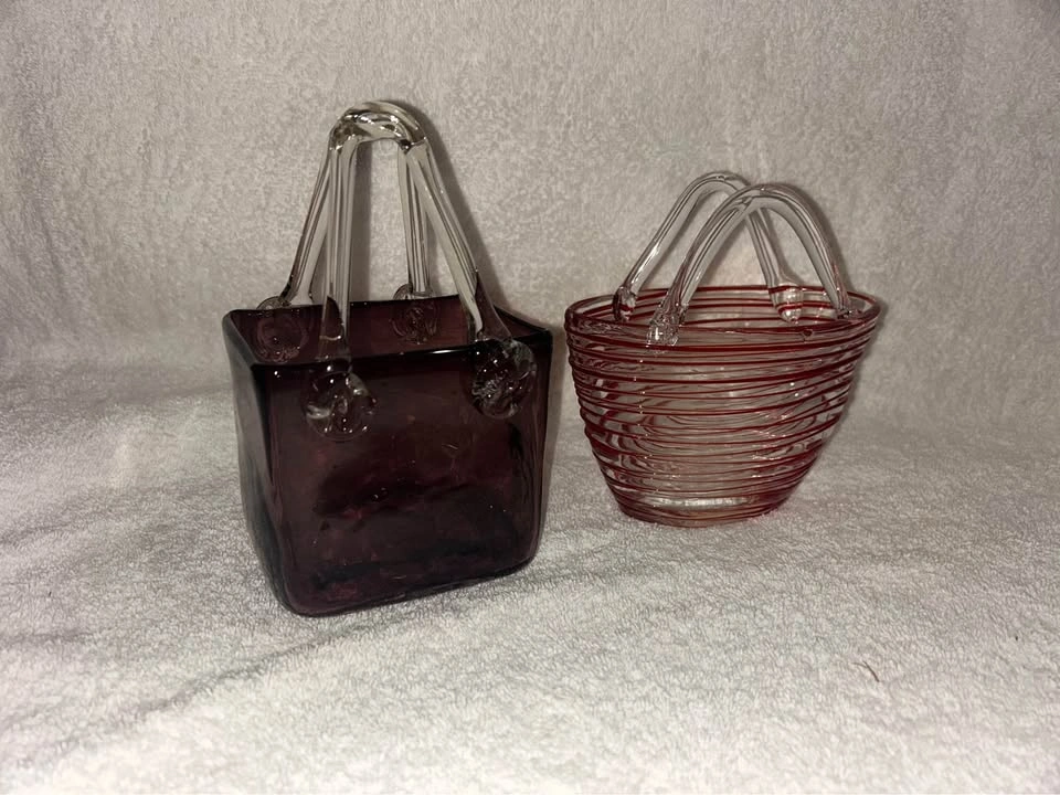 Set of 2 Hand Blown Glass Purse Vases - photo 2