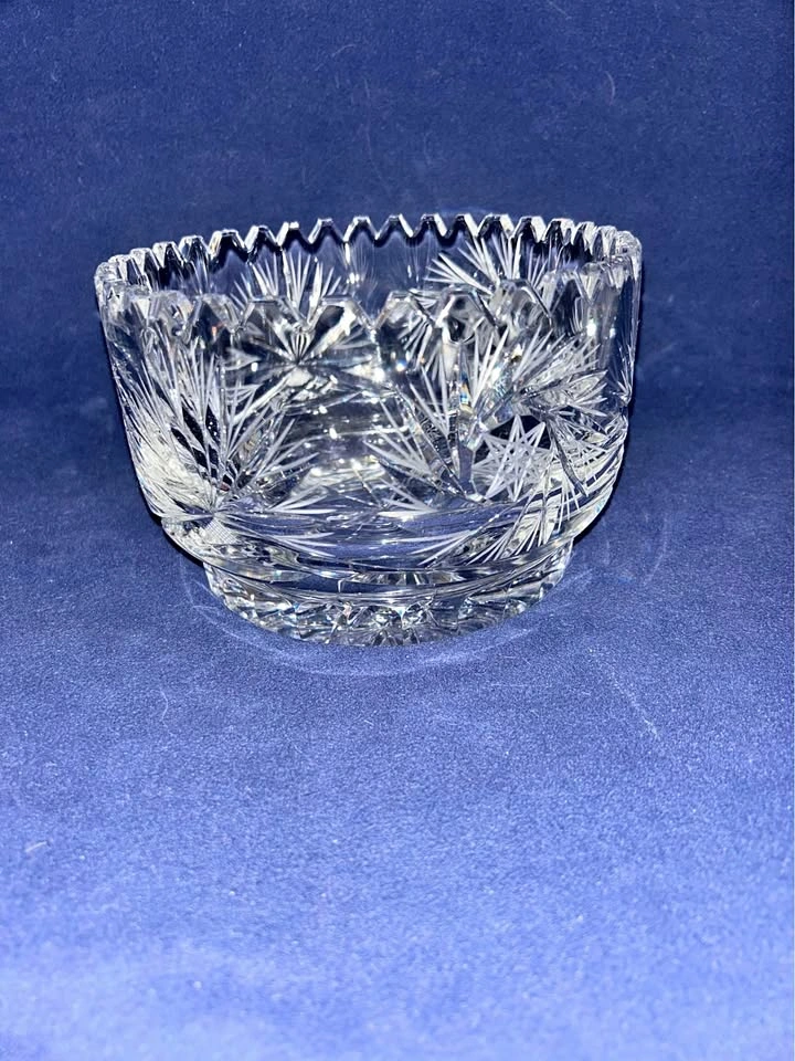 Bohemian Vintage Pinwheel Cut Crystal Bowl