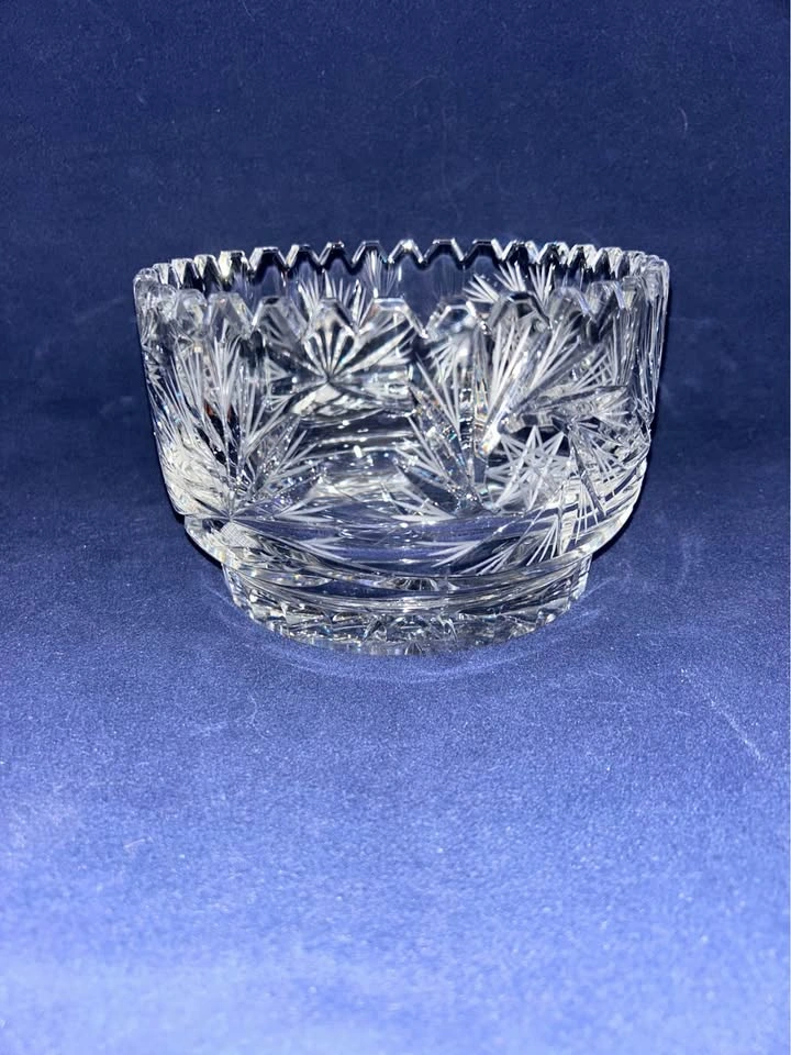 Bohemian Vintage Pinwheel Cut Crystal Bowl - photo 2