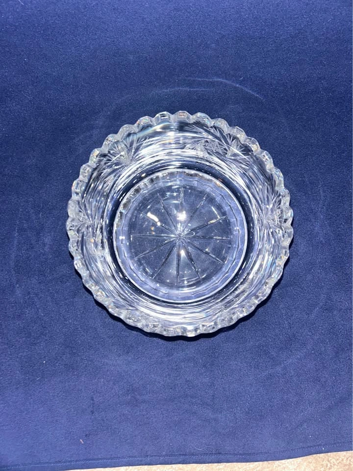 Bohemian Vintage Pinwheel Cut Crystal Bowl - photo 3
