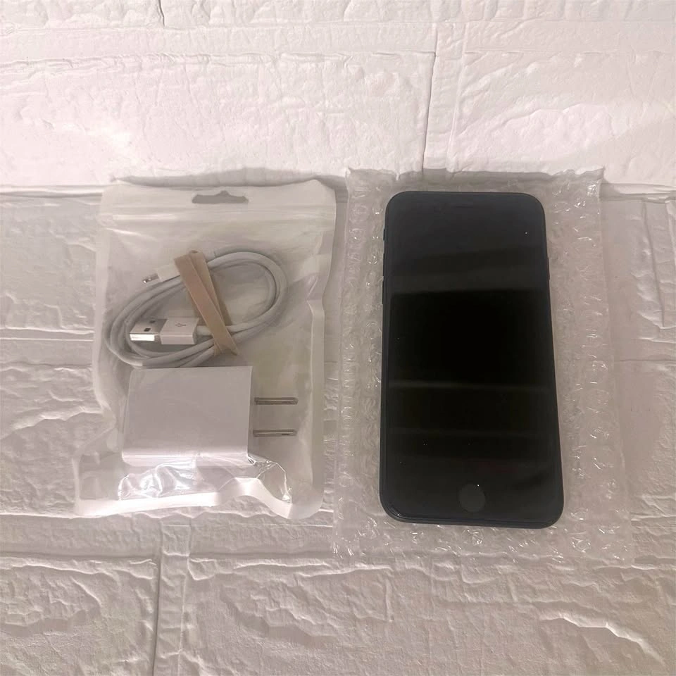 iPhone SE 3RD GEN - 64GB UNLOCKED | MIDNIGHT