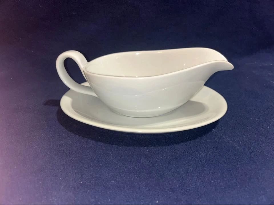 White Ceramic Serving Set - photo 5