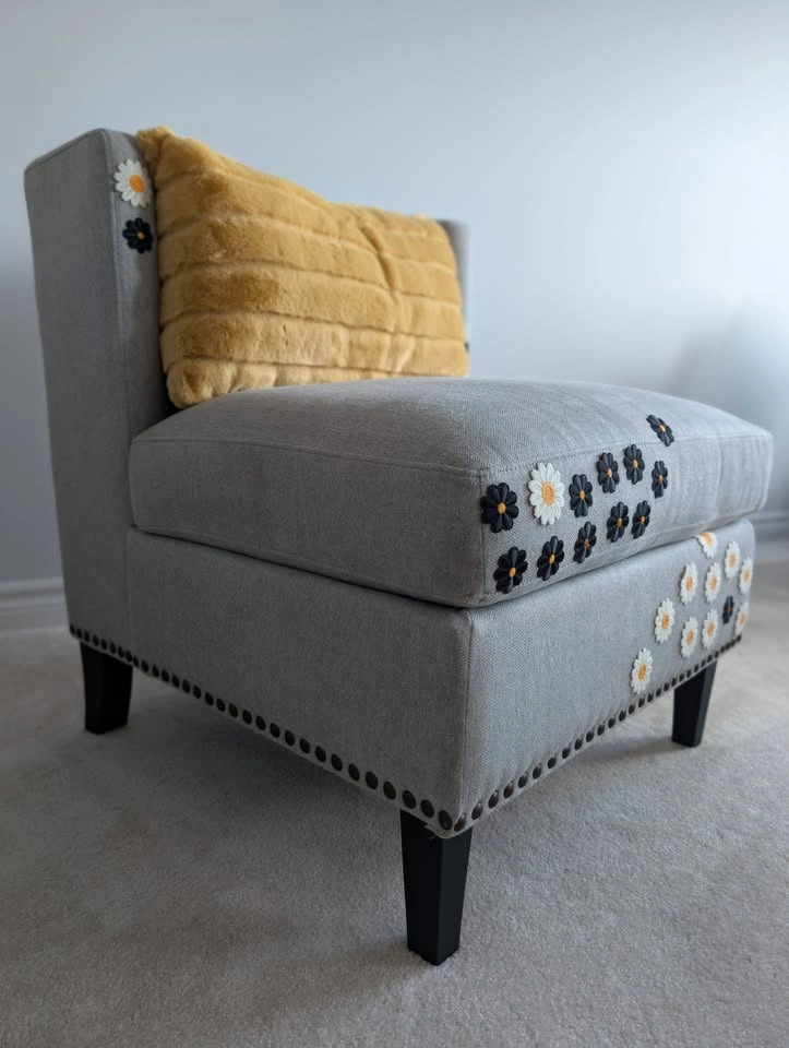 ☯️ Yin & Yang Inspired Restored Accent Chair ☯️ - photo 3