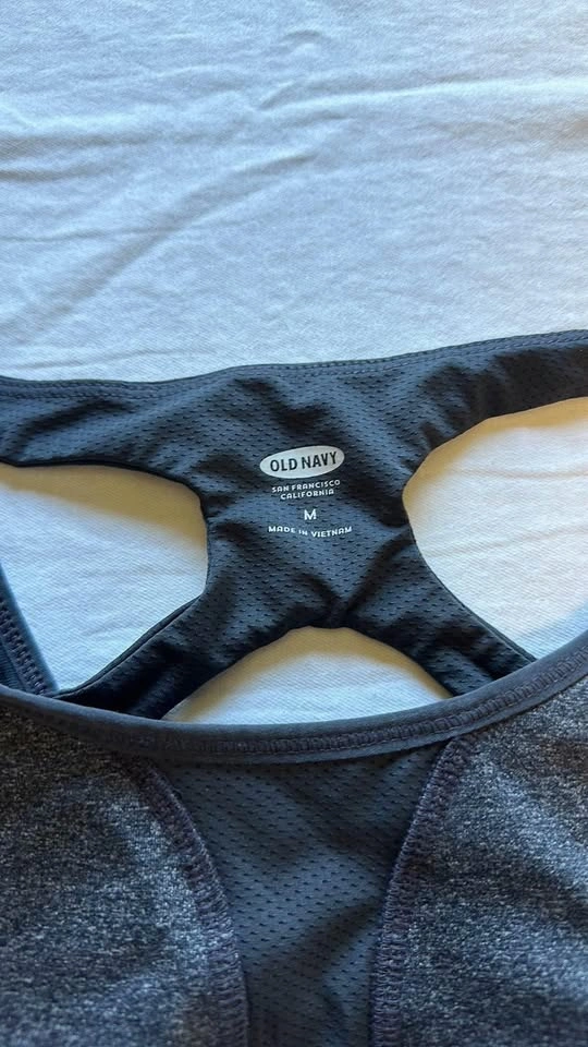 Old Navy Sports Bra - photo 2