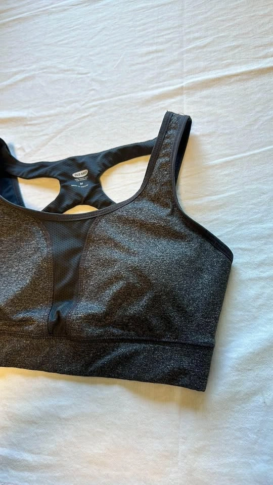 Old Navy Sports Bra - photo 3