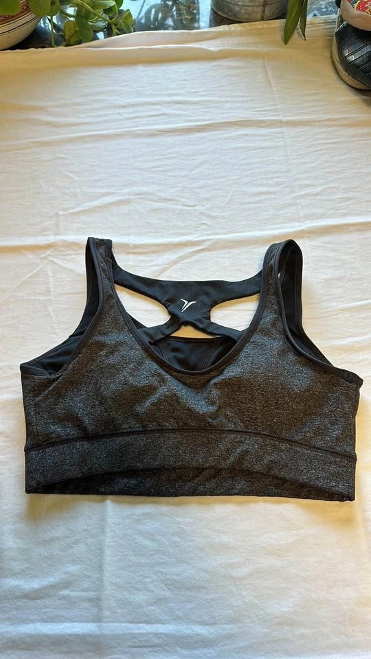 Old Navy Sports Bra - photo 4