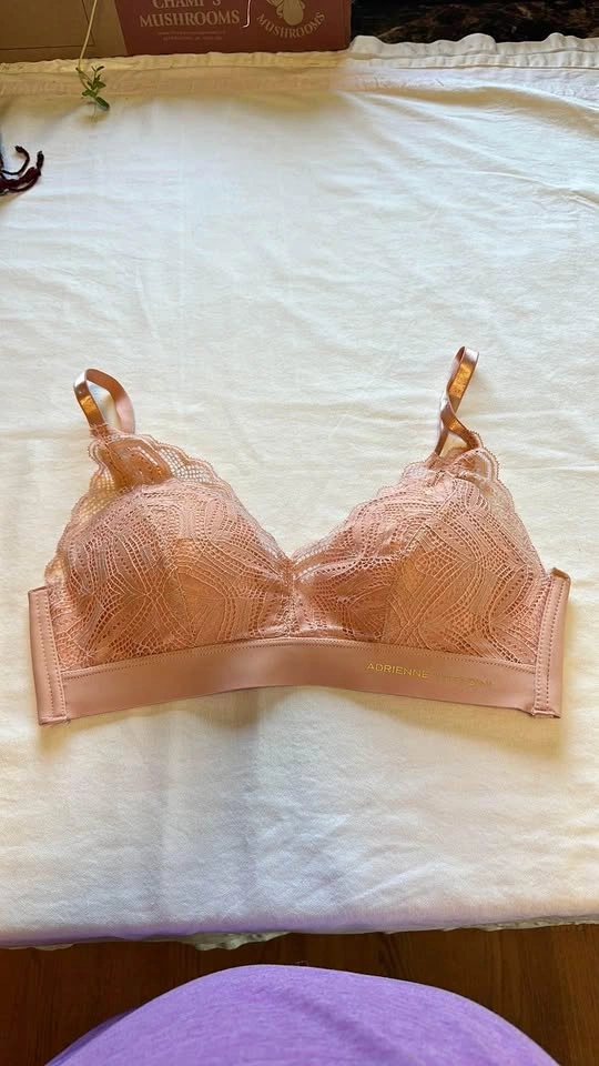 Adrienne Vittadini Bra With Lace