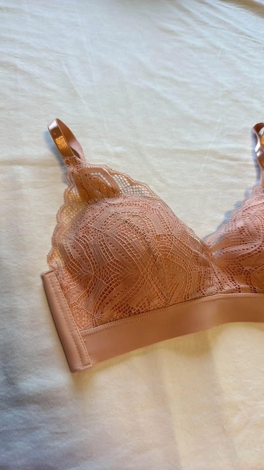 Adrienne Vittadini Bra With Lace - photo 3