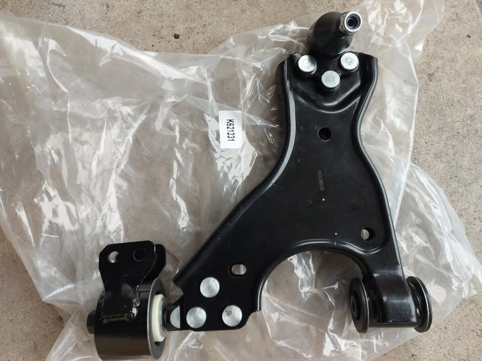 Front Lower Control Arms Set (K621232, K621231) - photo 4