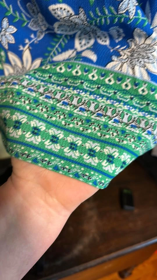 Floral + Ivy Floral Blue and Green Blouse - photo 4