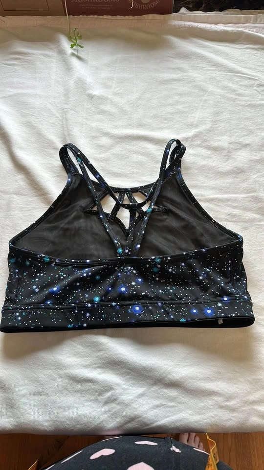 Victoria’s Secret Sports Bra - photo 4