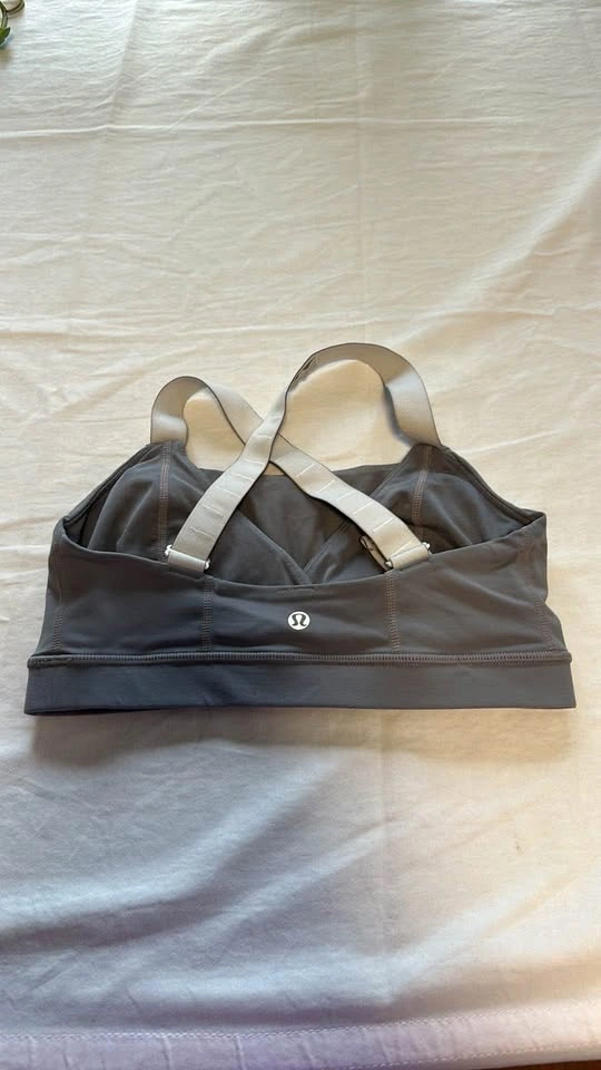 Lululemon Sports Bra - photo 4