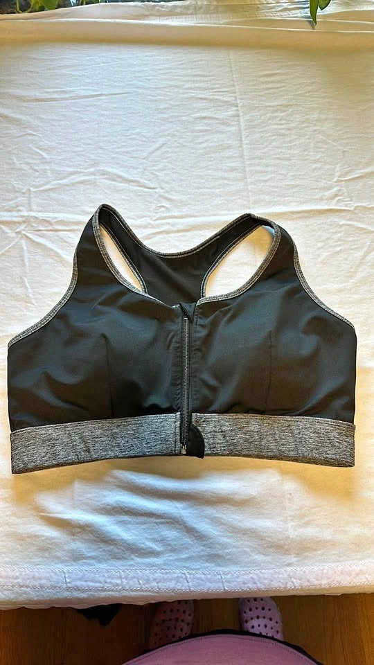 SHEIN Sports Bra