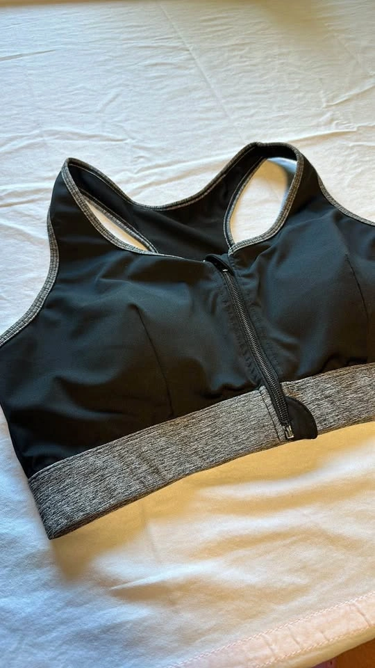 SHEIN Sports Bra - photo 3