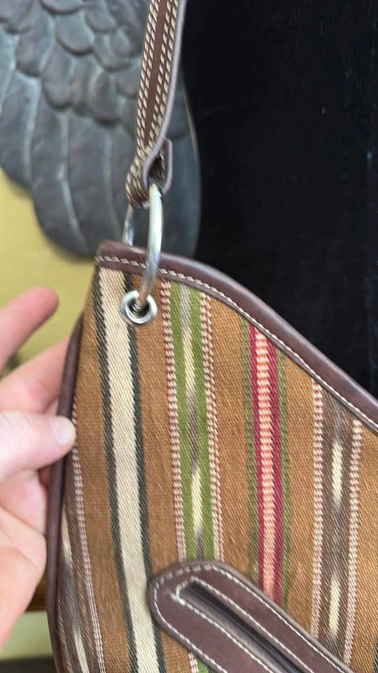 CC Striped Brown Shoulder Bag - photo 5