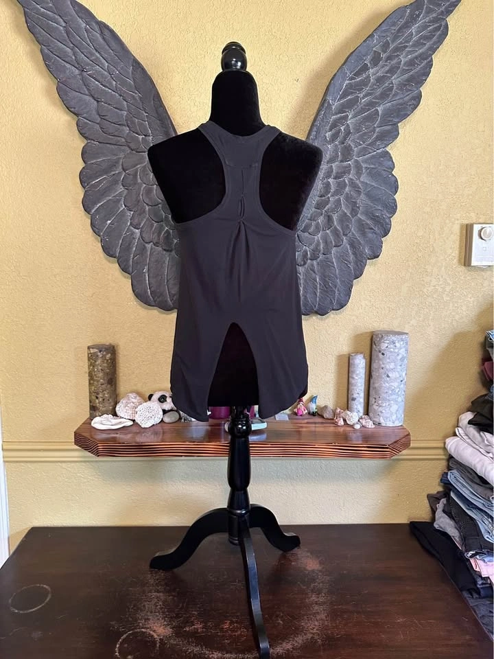 Lululemon Open Back Tank Top - photo 4