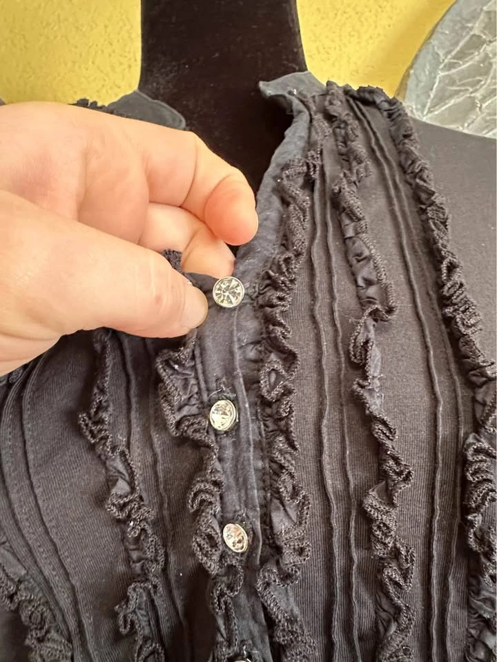 Cleo Black Ruffled front Top - photo 2