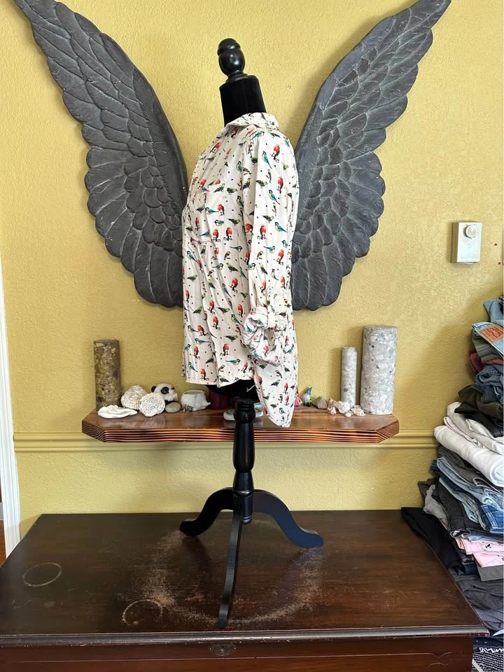 Velvet Heart Bird Print Button-Up Shirt - photo 5