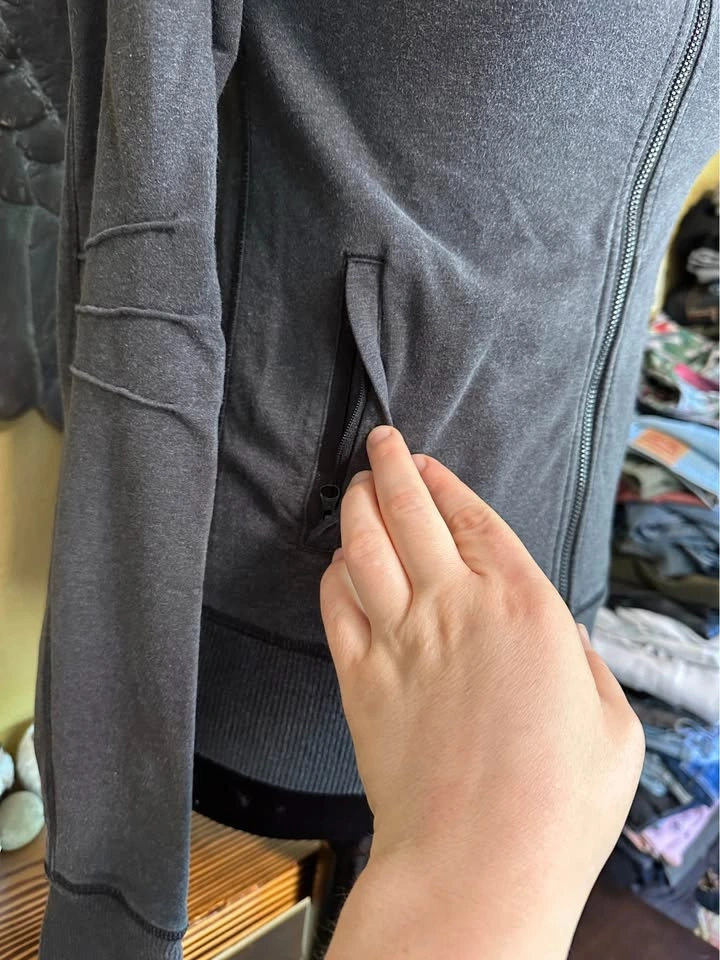 Lululemon Gray Zip-Up Hoodie - photo 4