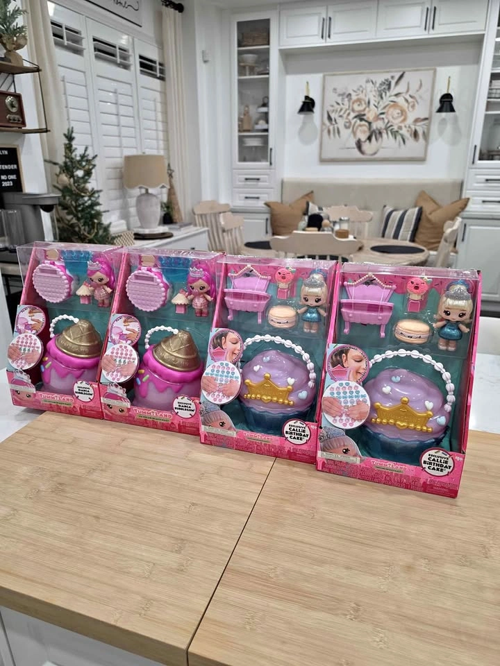 Yummiland Ice Cream and Cupcake Beauty Bag Playsets