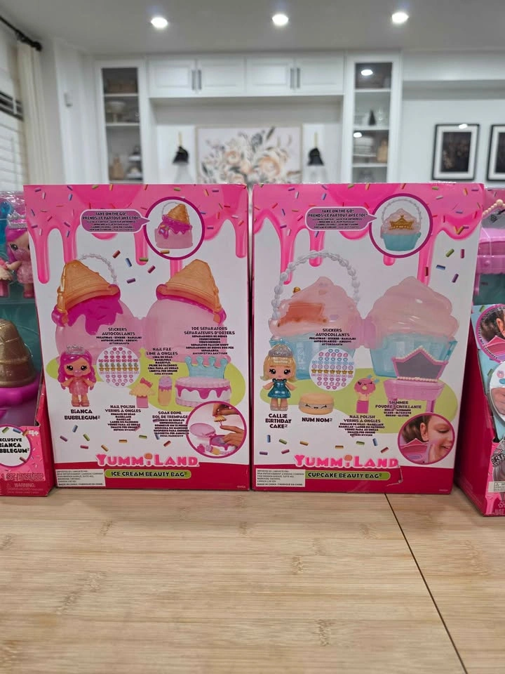 Yummiland Ice Cream and Cupcake Beauty Bag Playsets - photo 3