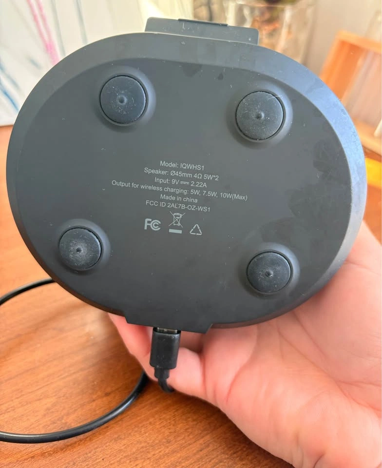 iQ Bluetooth Speaker with Wireless Phone Charger - photo 4