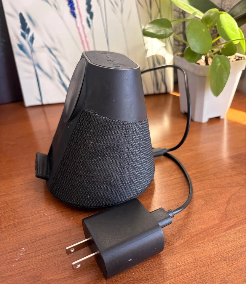iQ Bluetooth Speaker with Wireless Phone Charger - photo 5