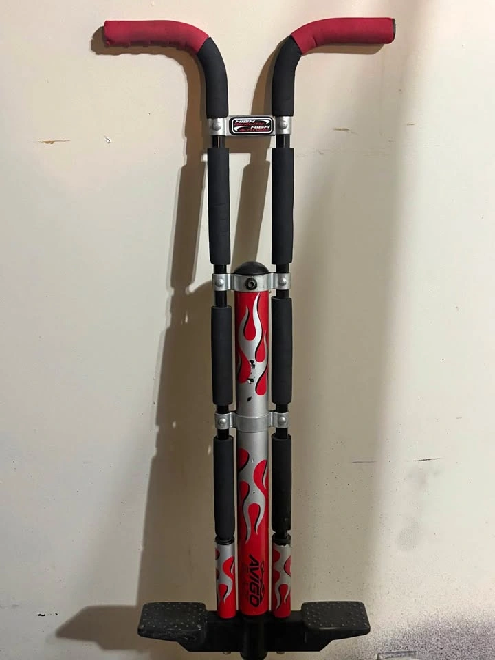 Avigo Pogo Stick