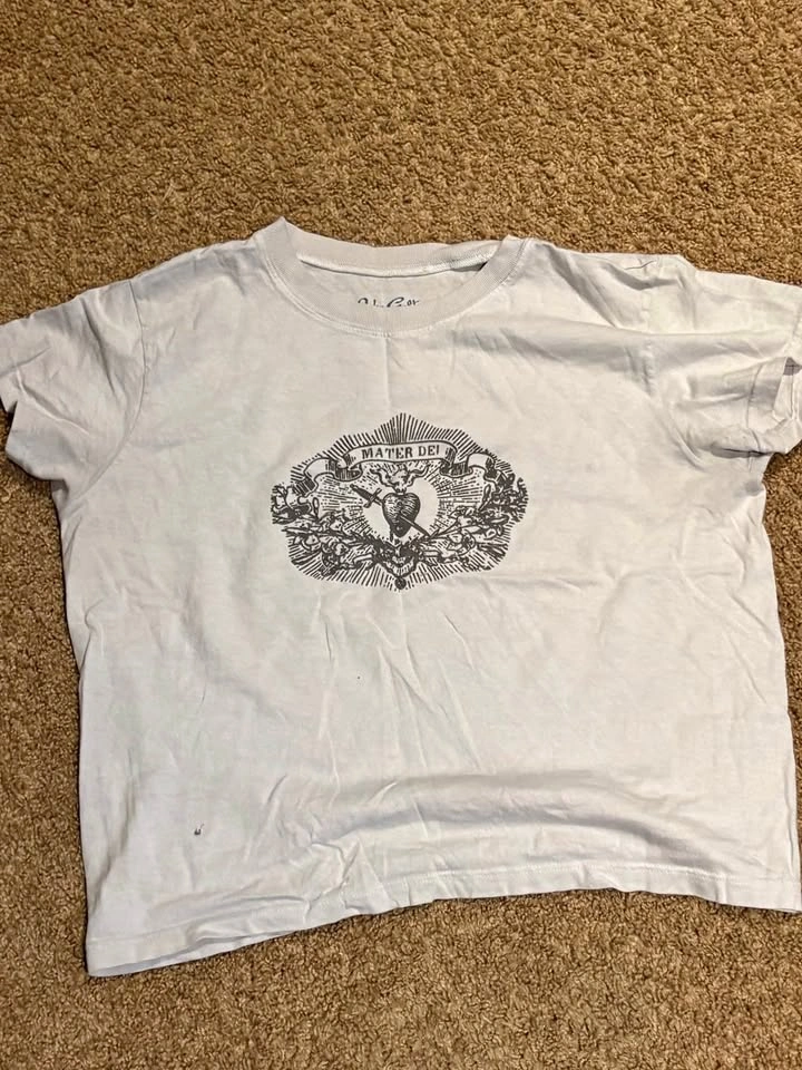 Brandy Melville shirt