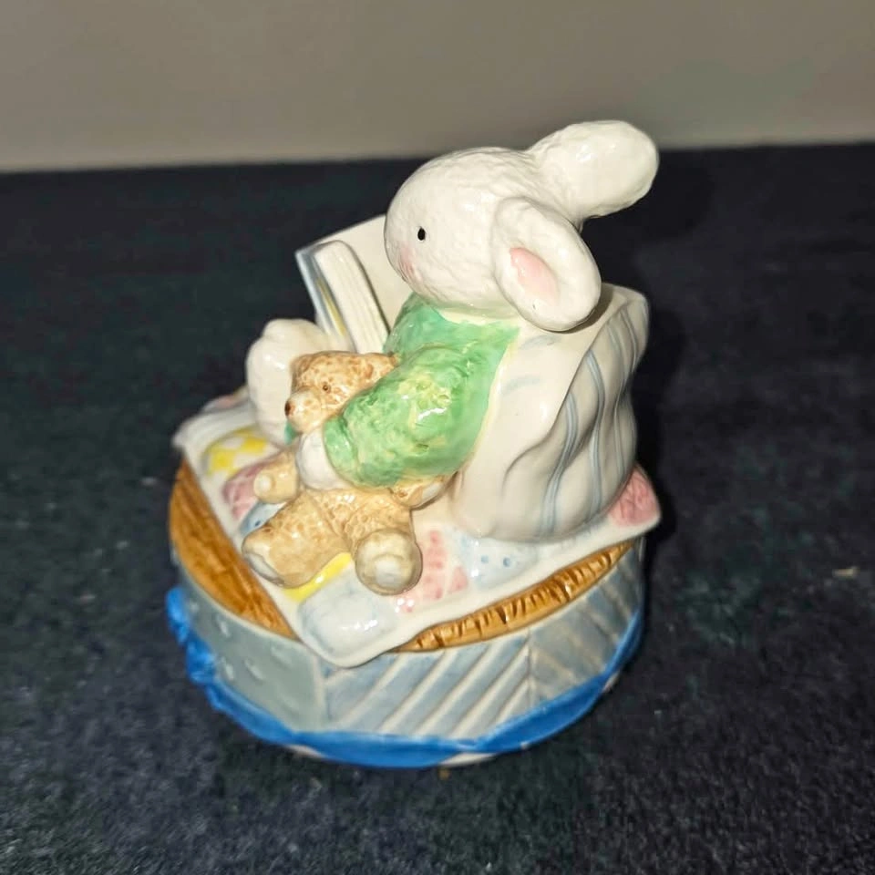 Vintage Otagiri Ceramic Music Box – Bunny Reading on Quilt - photo 2