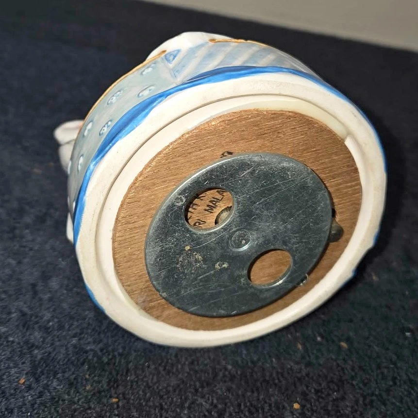 Vintage Otagiri Ceramic Music Box – Bunny Reading on Quilt - photo 4