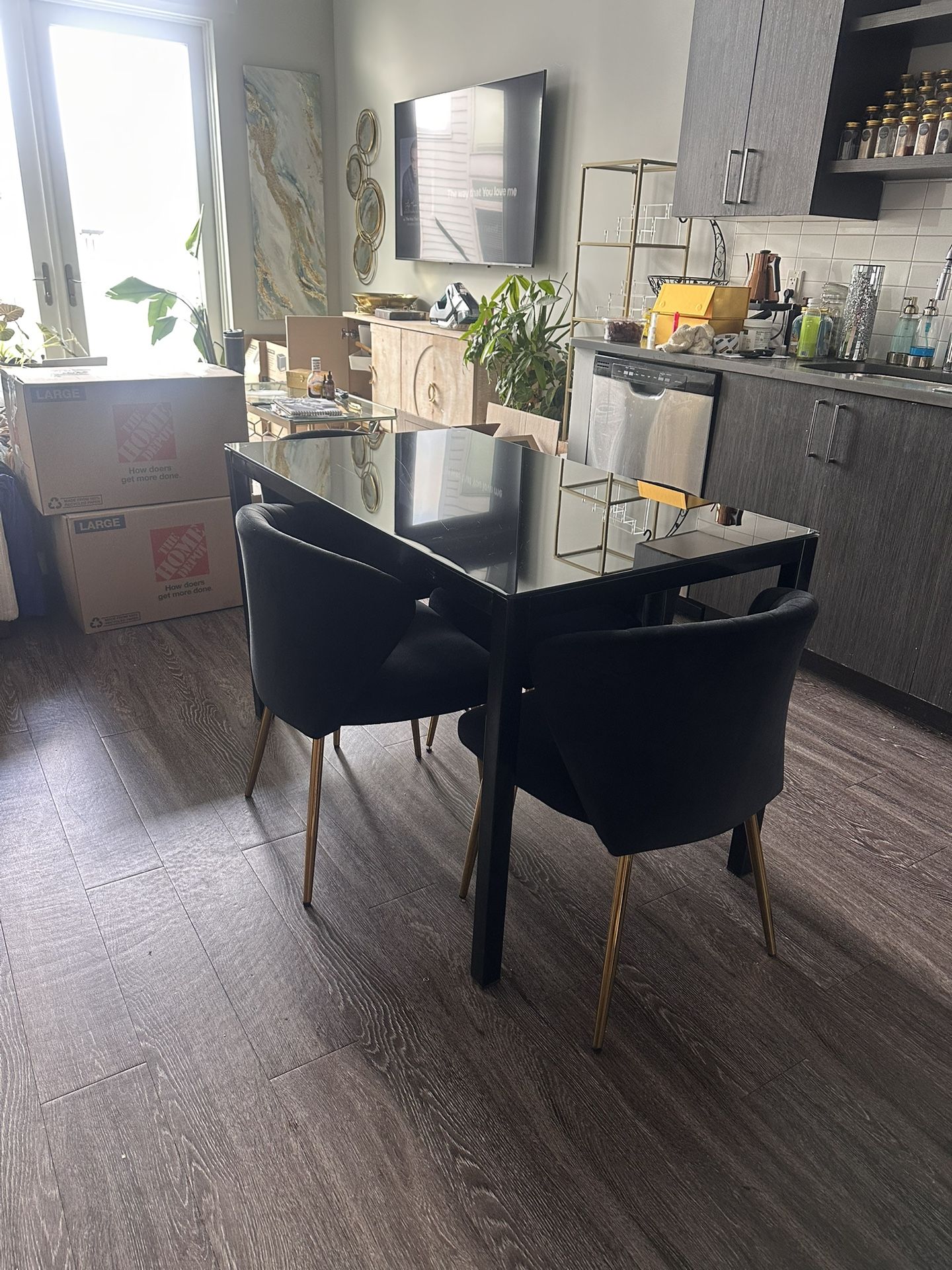 4 Velvet Dining Chair And Black glass Dining Room Table - photo 3
