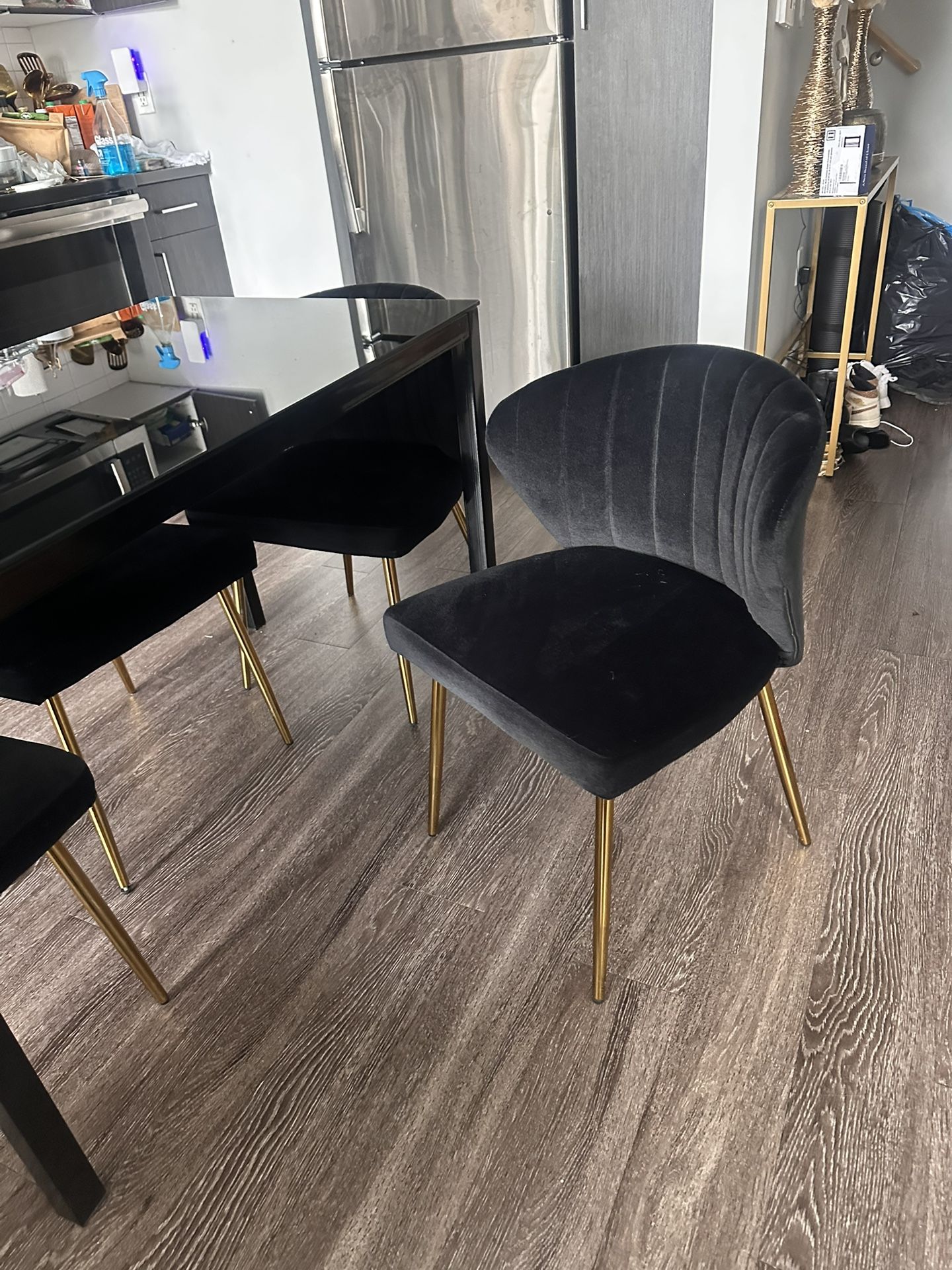 4 Velvet Dining Chair And Black glass Dining Room Table - photo 5