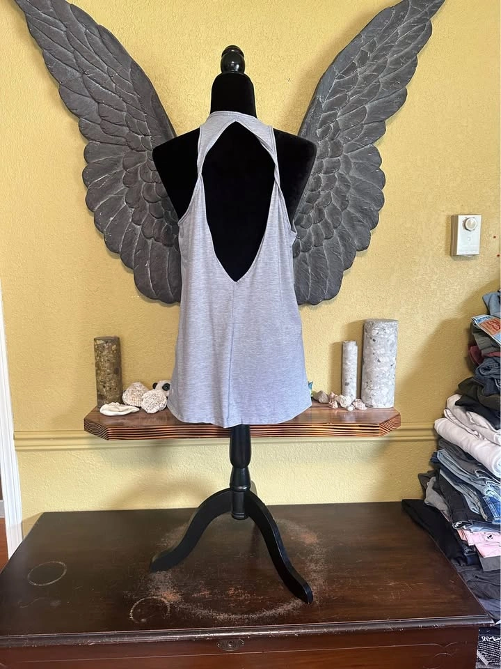 Lululemon Open Back Tank Top - photo 3