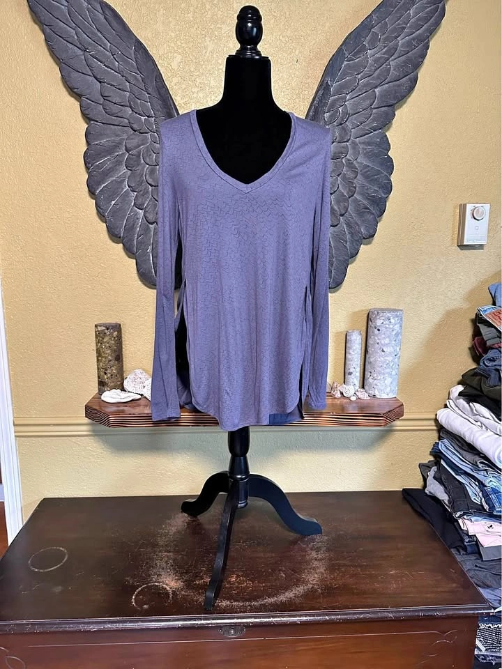 Wilfred Purple V-Neck longsleeve Top
