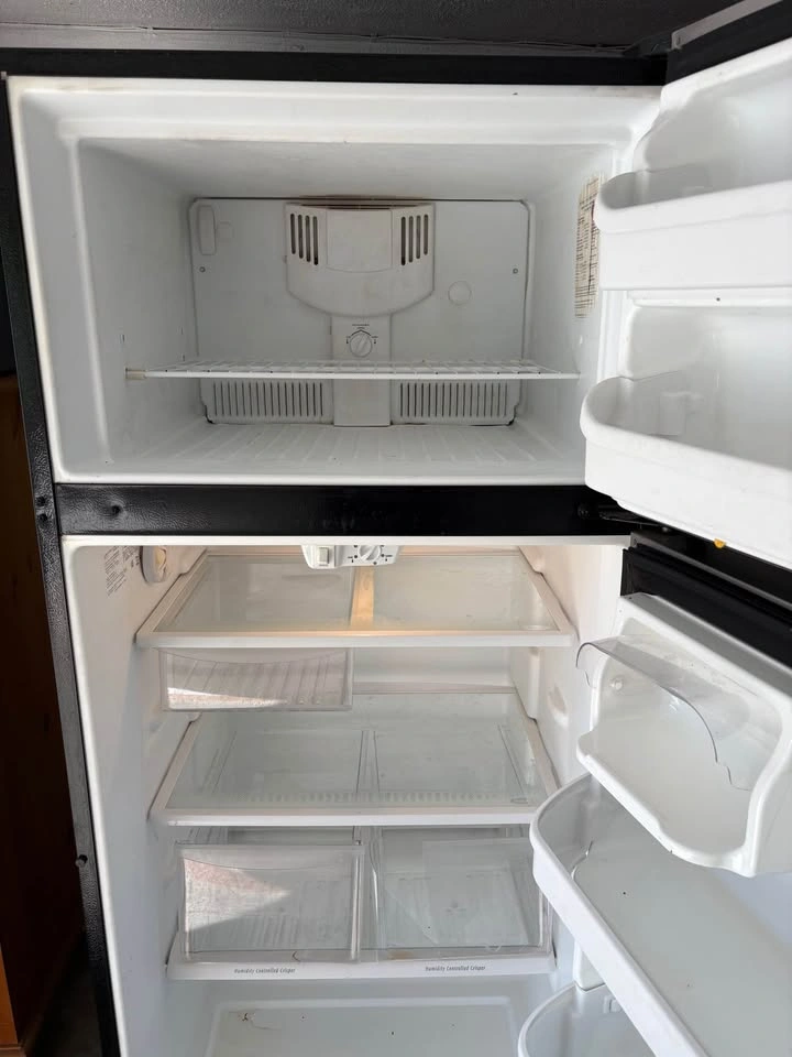 Fridge - photo 3