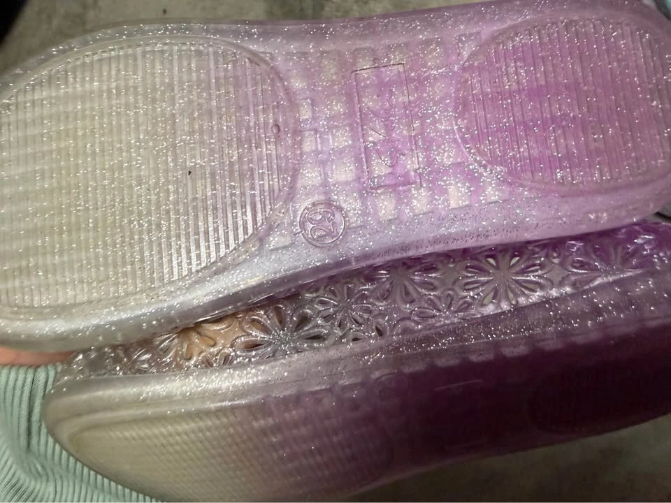 Brand New Girls’ Purple Butterfly Jelly Shoes – $10 - photo 3