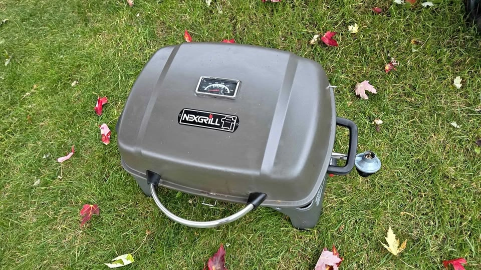 Nexgrill Portable Gas Grill BBQ Travel and Home CLEAN A1