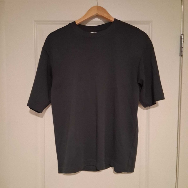 6 Uniqlo Airsim Oversized T-Shirts (Size S) - Various Colors - photo 2