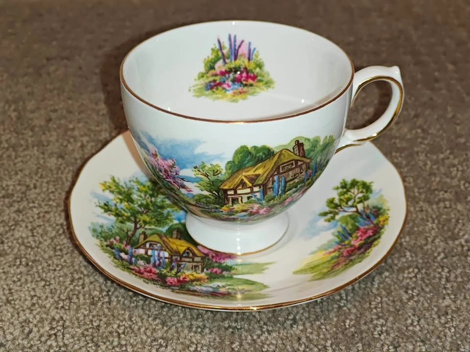 Vintage Tea Cup and Saucer Set - Royal Vale Country Cottage 7382 - photo 2