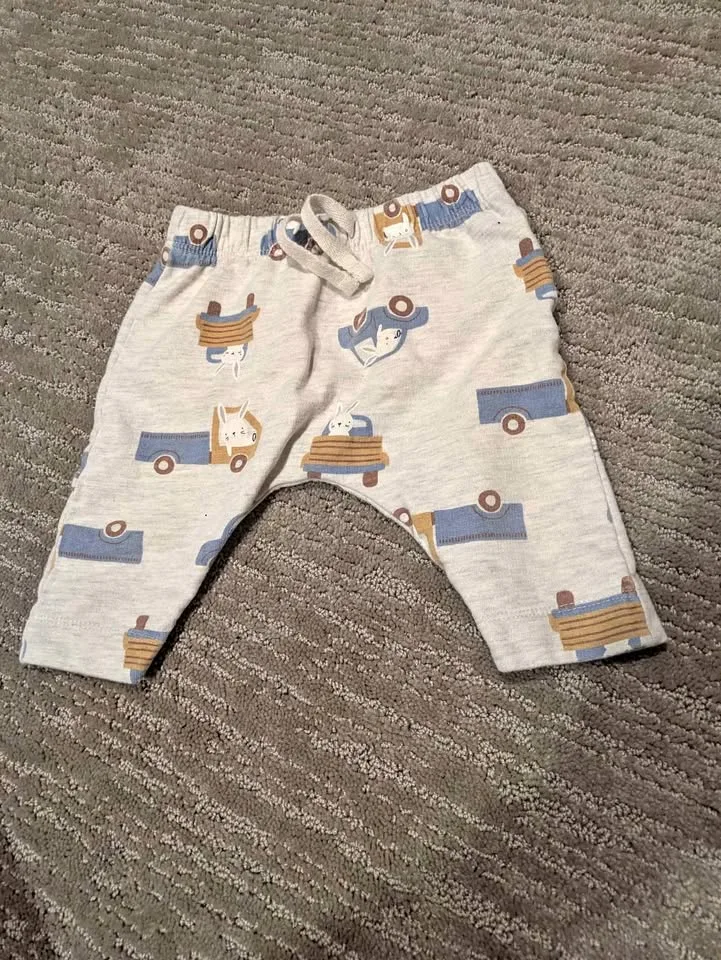 Baby pants 3-6m thumbnail