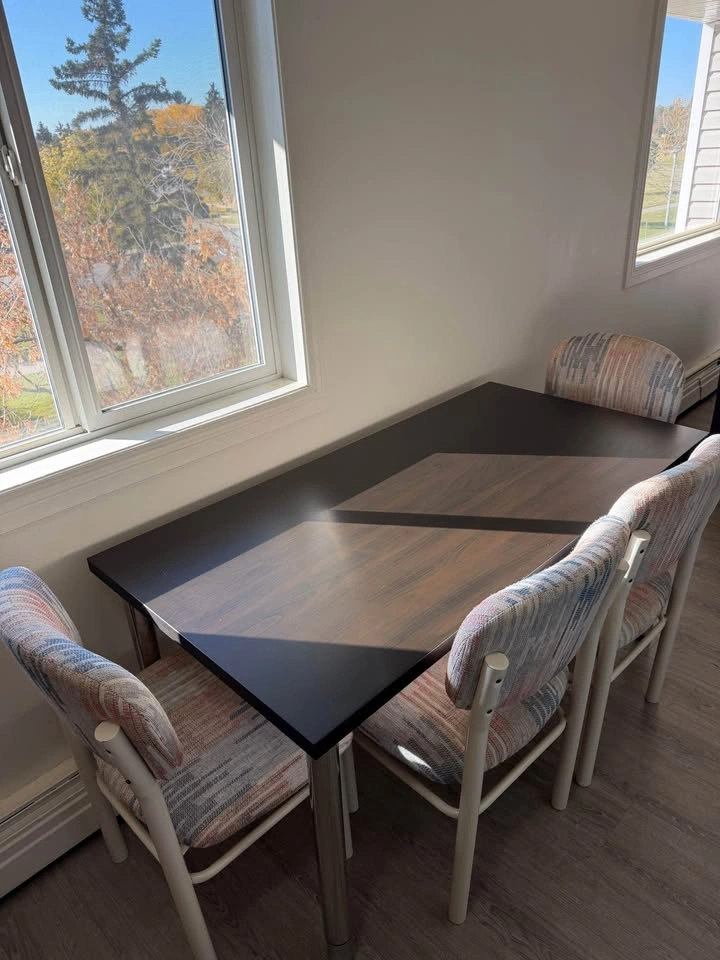 Adjustable Height Dining Table / Computer Desk - photo 3
