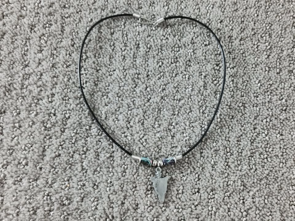 Arrowhead Pendant Necklace Jewelry with Swirl Pattern Beads - photo 4