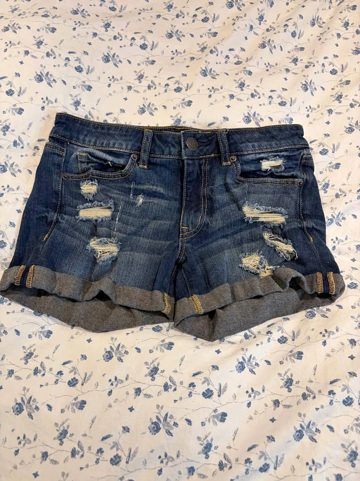 Aeropostale shorts - size 4
