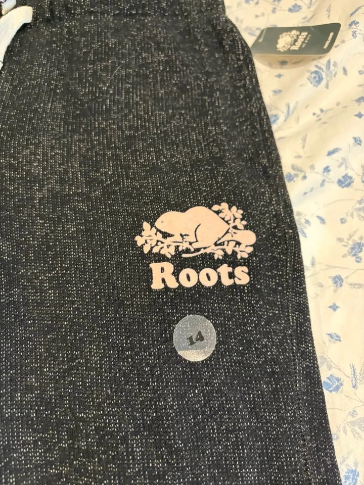 NEW Roots girls sweatpants - size 14 - photo 3