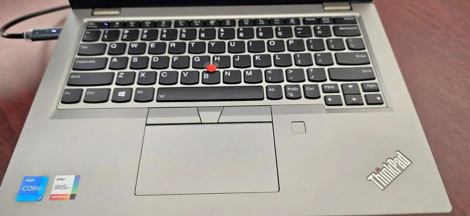 Like New Lenovo Touch Screen Laptop Intel i7 11th Gen, 16GB / 51 - photo 2