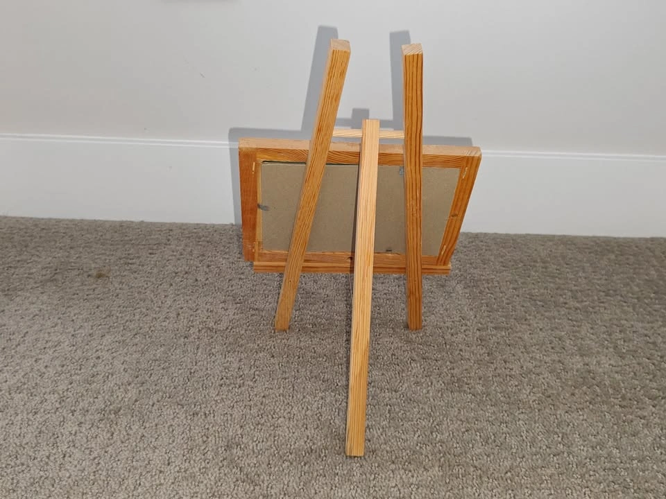 Wooden Tabletop Mini Easel with 4x6 Picture Photo Frame - photo 3