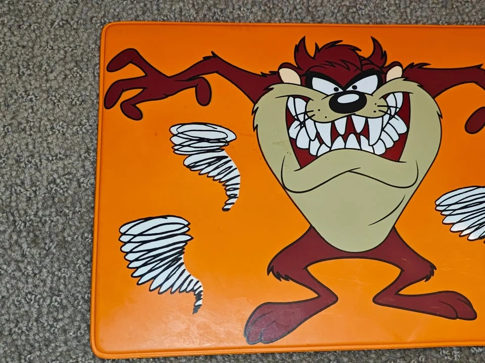 Vintage 1994 Looney Tunes Tasmanian Devil Vinyl Placemat - photo 2