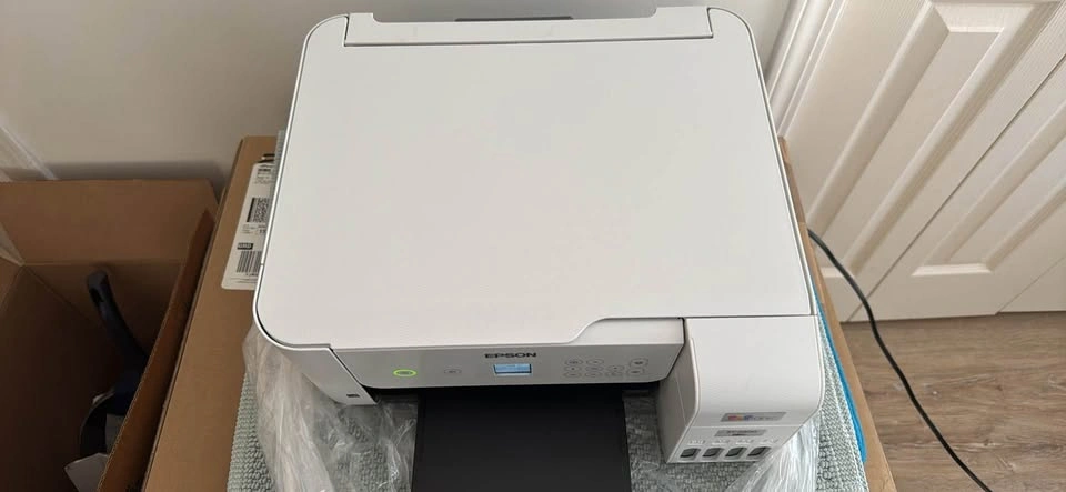 Epson EcoTank ET-2800 Wireless All-in-One Printer - photo 3