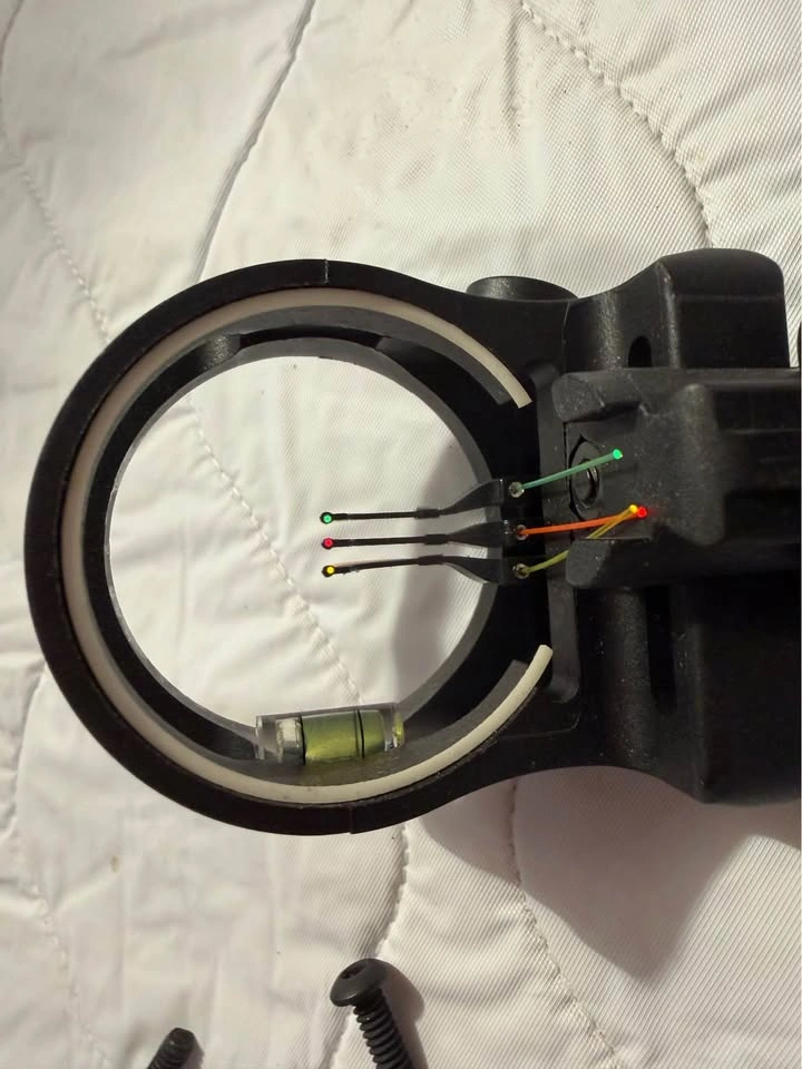 Apex Gear 3-Pin Bow Sight - photo 2